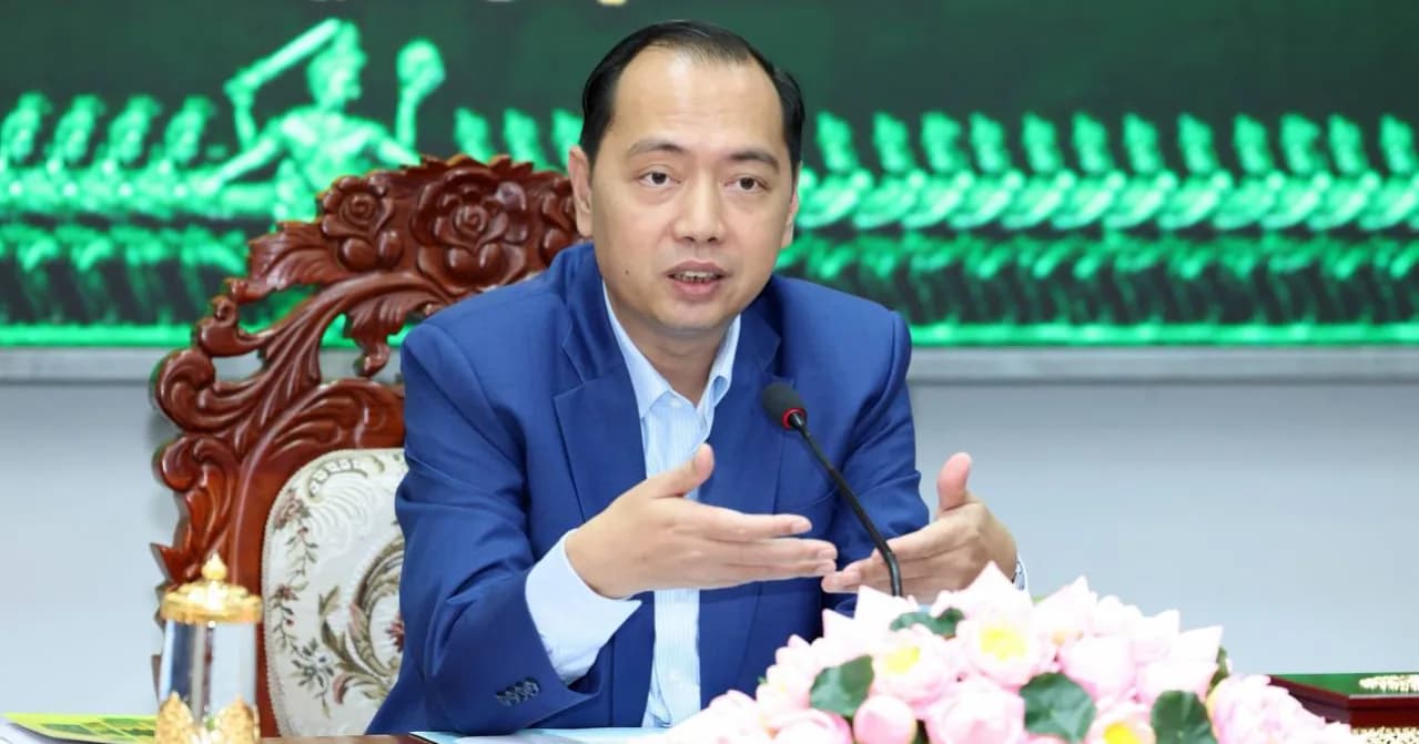 ឯកឧត្តមរដ្ឋមន្ត្រី នេត្រ ភក្ត្រា អញ្ជើញជាអធិបតីកិច្ចប្រជុំពិនិត្យ និងពិភាក្សាលើសេចក្តីព្រាងប្រកាសអន្តរក្រសួងរវាងក្រសួងព័ត៌មាន និងក្រសួងប្រៃសណីយ៍ និងទូរគមនាគមន៍