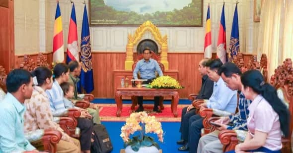 សម្តេចមហាបវរធិបតី ហ៊ុន ម៉ា ណែត និងលោកជំទាវបណ្ឌិត ពេជ ចន្ទមុន្នី ឧបត្ថម្ភថវិកា ចំនួន ៤០លានរៀល ជូនគ្រួសារសពវីរកងទ័ពដែលបានពលីក្នុងបុព្វហេតុការពារបូរណភាពទឹកដីតាមបណ្តោយព្រំដែន នៅស្រុកតាវែង ខេត្តរតនគិរី