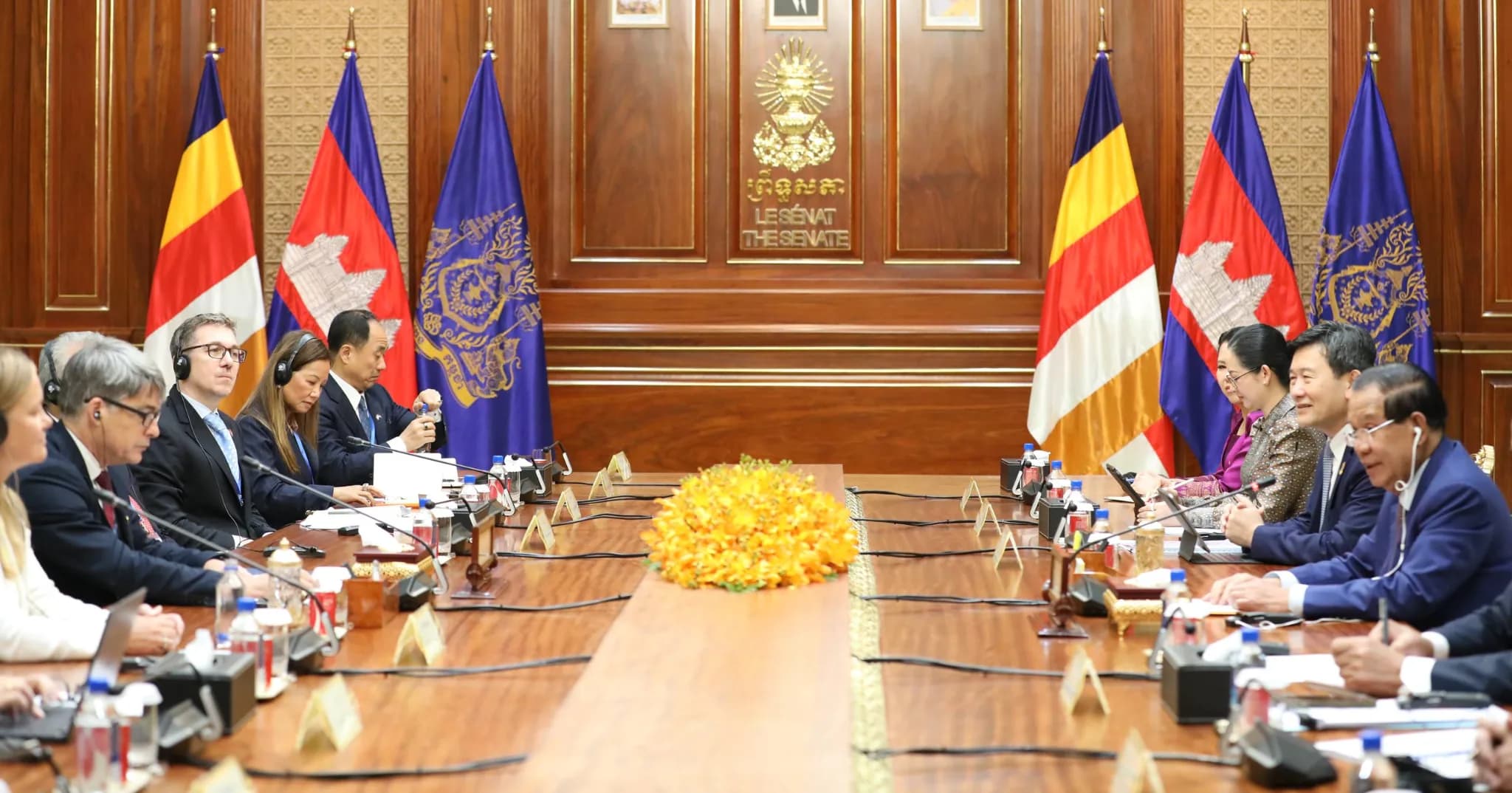 សម្តេចតេជោ ហ៊ុន សែន អនុញ្ញាតជូនគណៈប្រតិភូក្រុមប្រឹក្សាធុរកិច្ចអាម៉េរិក-អាស៊ាន ចូលជួបសំដែងការគួរសម និងពិភាក្សាការងារ