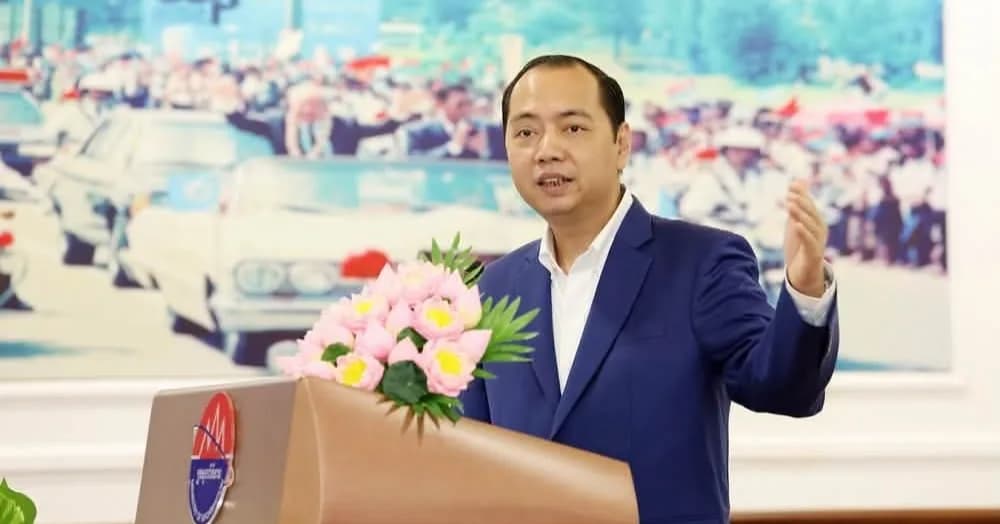 ឯកឧត្តម នេត្រ ភក្ត្រា អញ្ជើញសំណេះសំណាល និងតម្រង់ទិសការងារផ្សព្វផ្សាយដល់អង្គភាពសារព័ត៌មាន និងអ្នកអនុវត្តសកម្មភាពការងារលើវិស័យព័ត៌មាន និងសោតទស្សន៍
